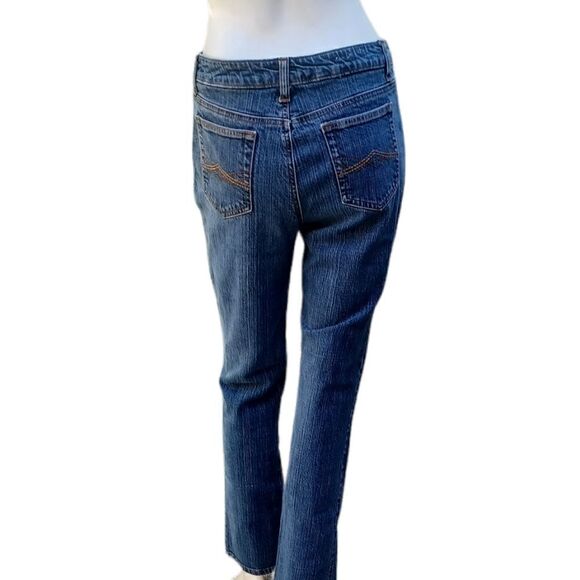 44174...St. John's Bay Straight leg Jeans Size 6, W28" 29"Inseam 8"Rise - Picture 5 of 6